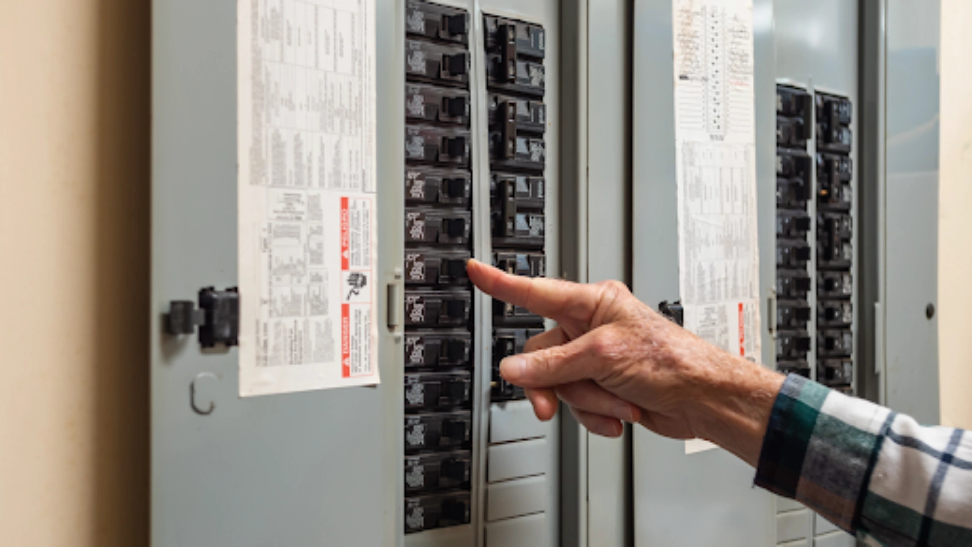 Home rewiring services